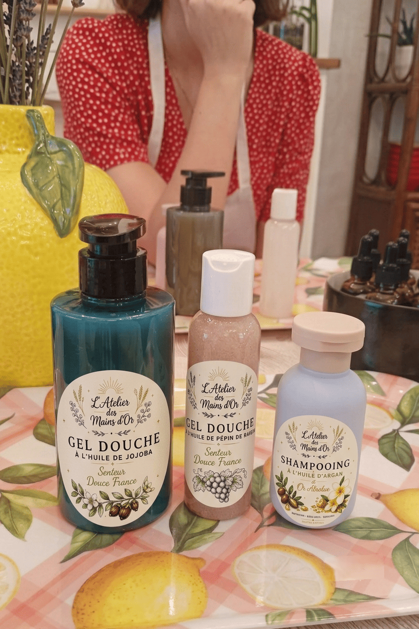 Routine complète gel douche, shampoing et bain moussant emportée