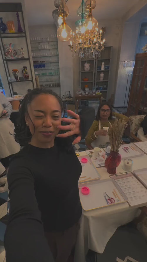 Atelier bougie parfumée et fleur en cire à Paris 20e