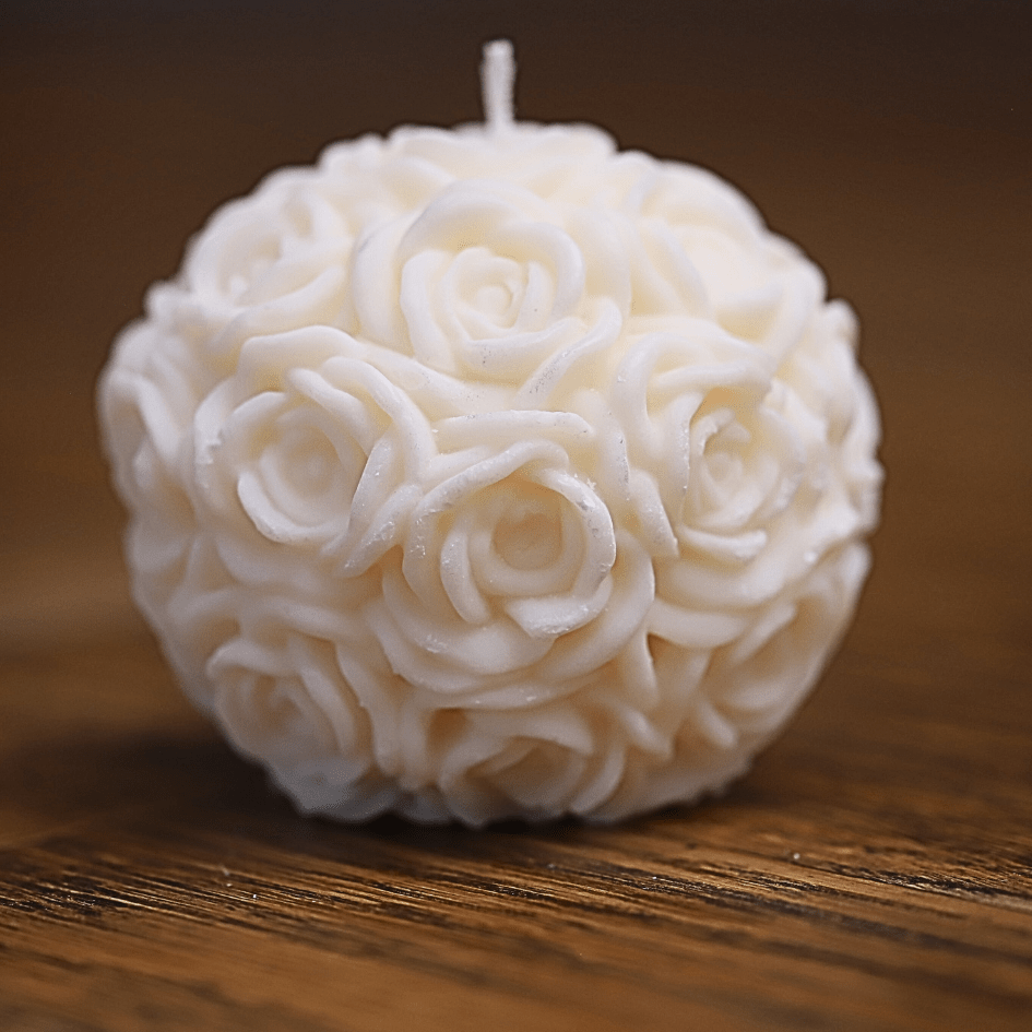 Bougie moulée « Rose Éternelle »